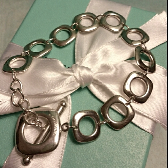 Tiffany & Co. Cushion Necklace/Bracelet/Earrings - Picture 2 of 8